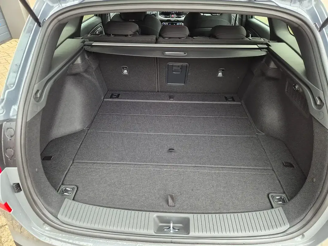 Hyundai i30 - Thumbnail 8