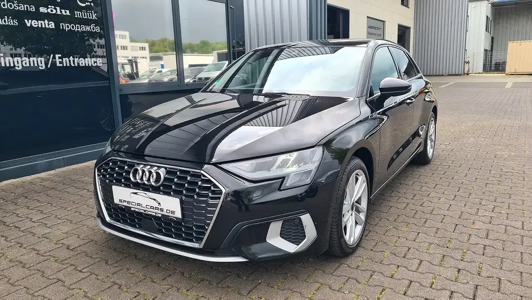 Audi A3 30 TDI advanced - foto 2