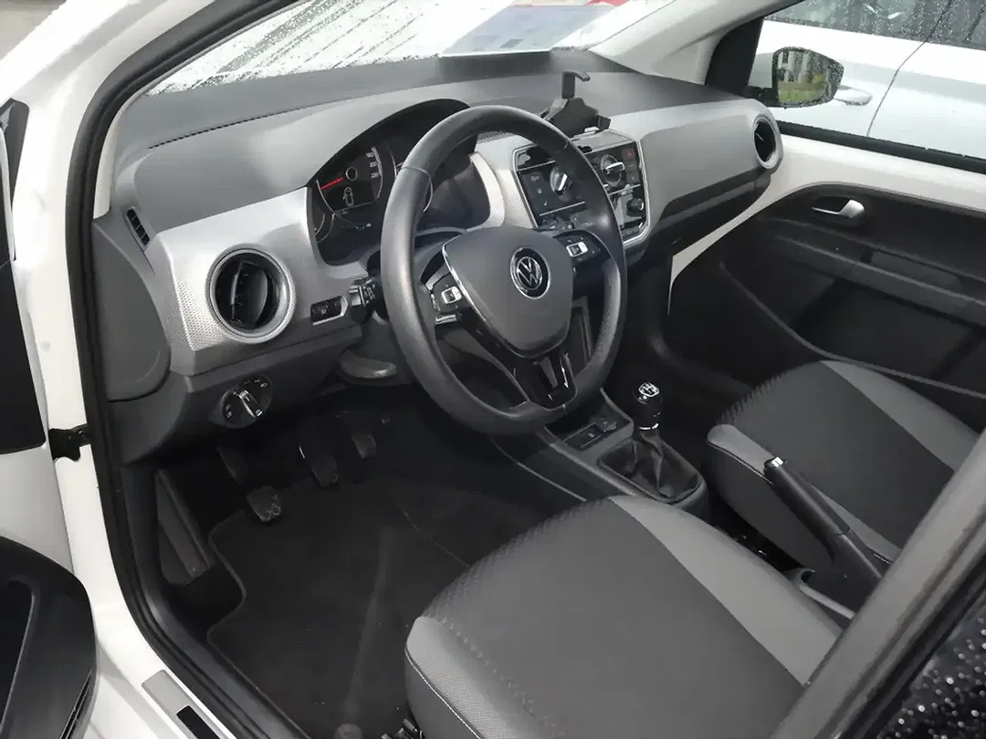 Volkswagen up! - Thumbnail 12