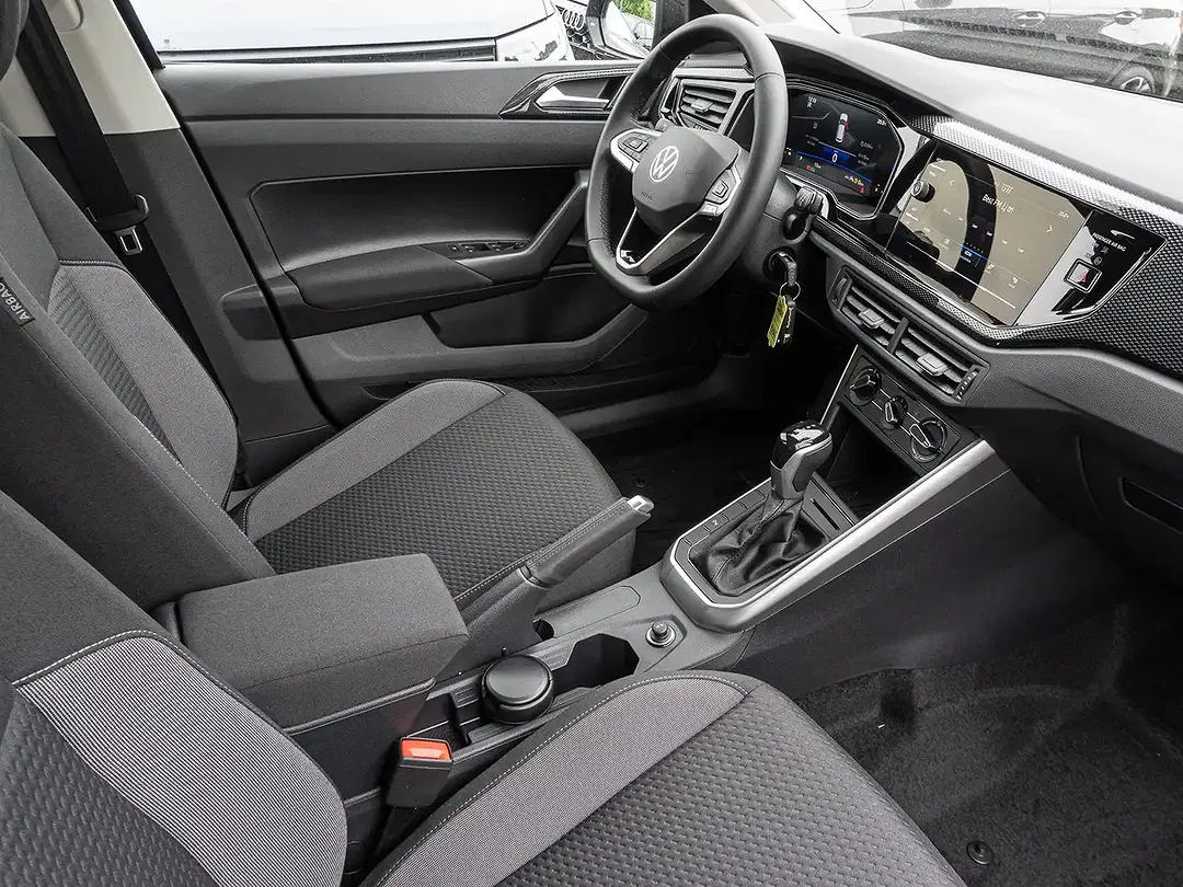 Volkswagen Polo - Thumbnail 7