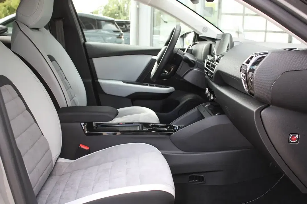 Citroen C4 - Thumbnail 13