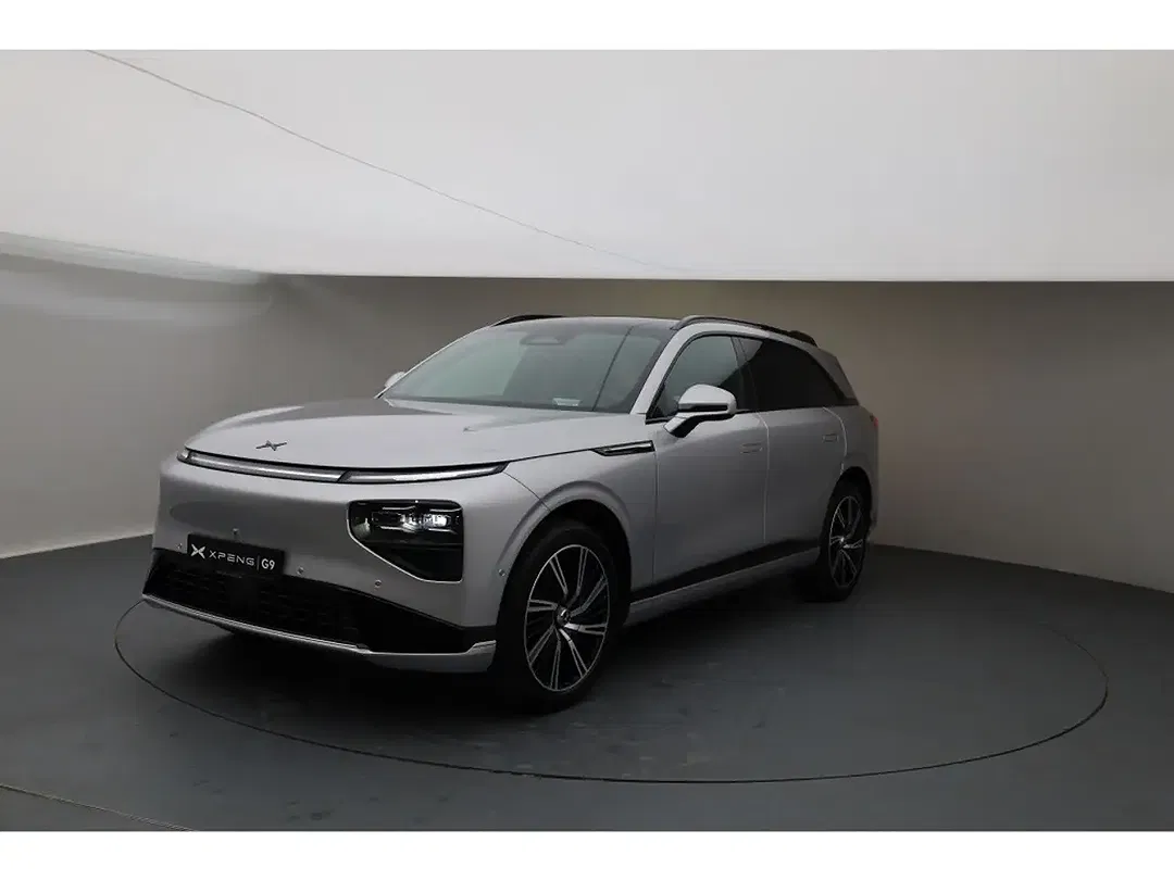 Xpeng G9 AWD Performance MY2025 - foto 2