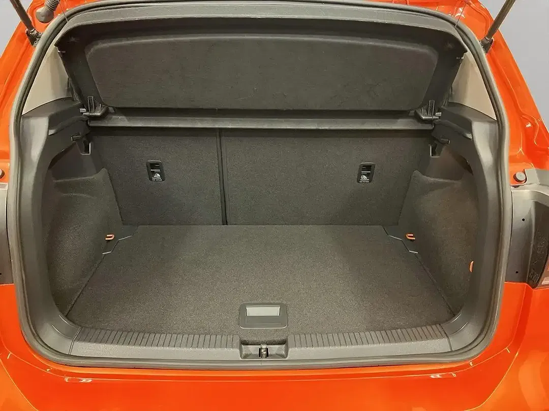 Volkswagen T-Cross - Thumbnail 12