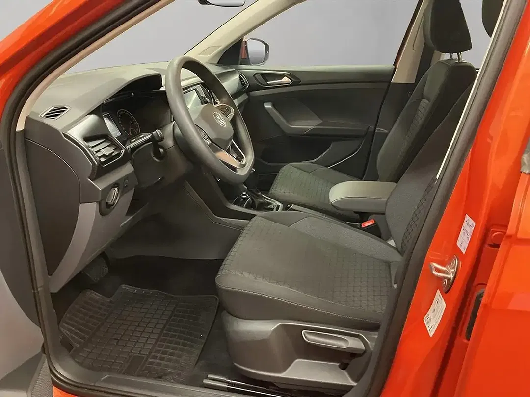 Volkswagen T-Cross - Thumbnail 13