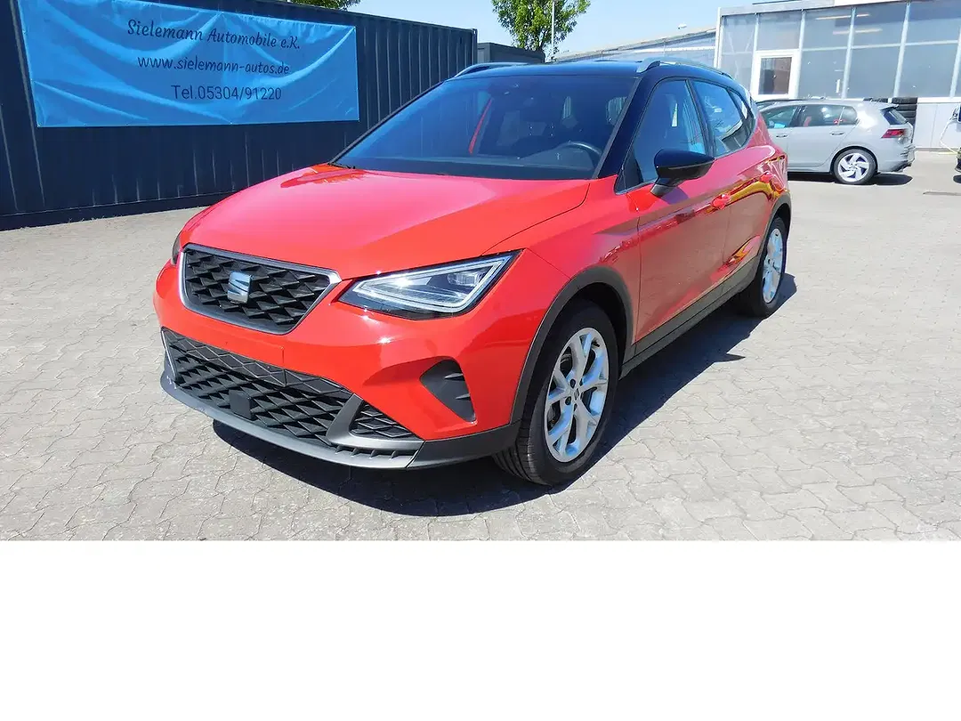 SEAT Arona - Thumbnail 5