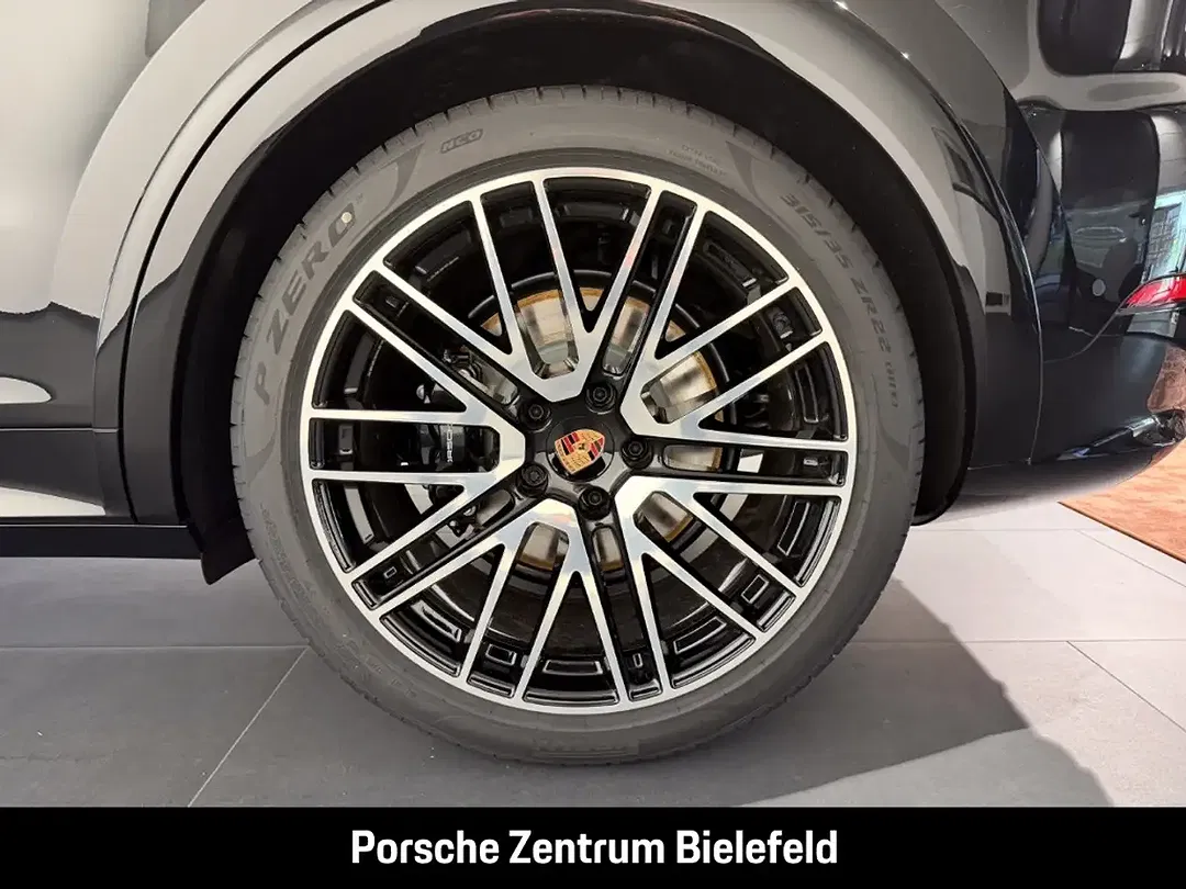 Porsche Cayenne - Thumbnail 10