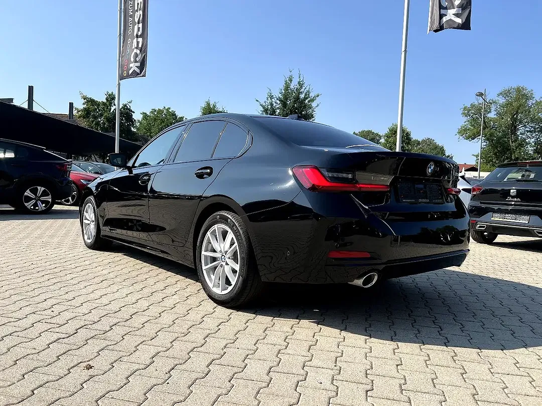 BMW 318 - Thumbnail 3
