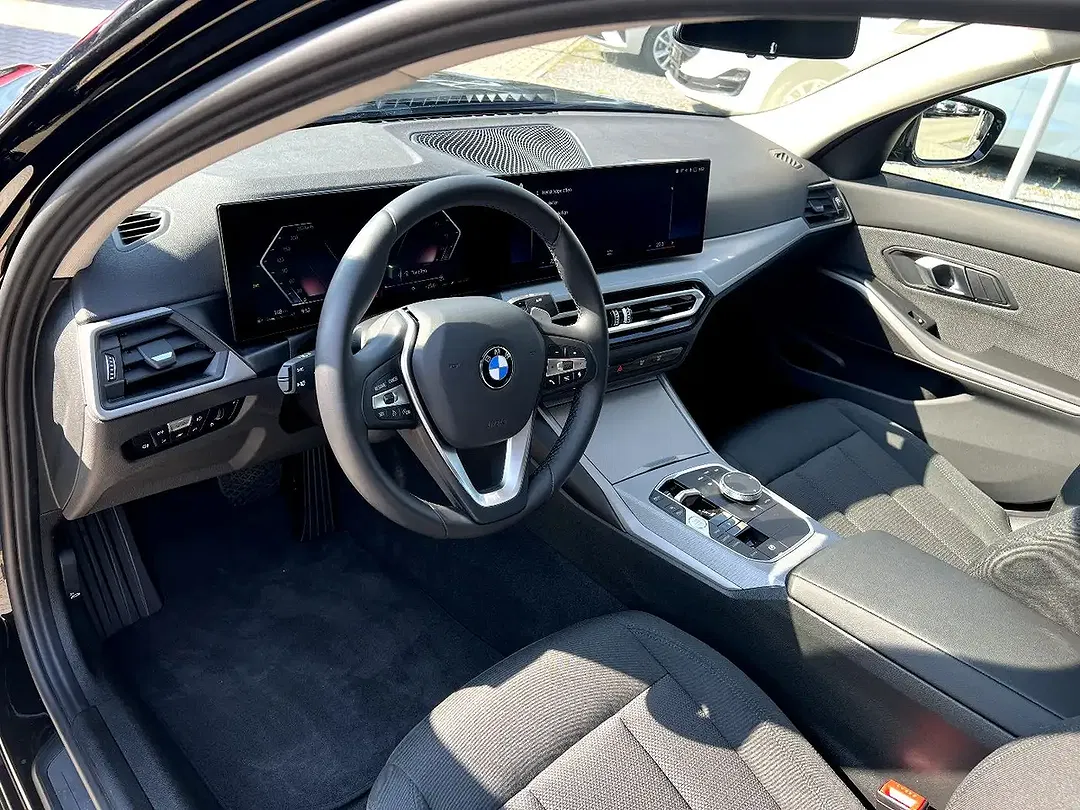 BMW 318 - Thumbnail 8