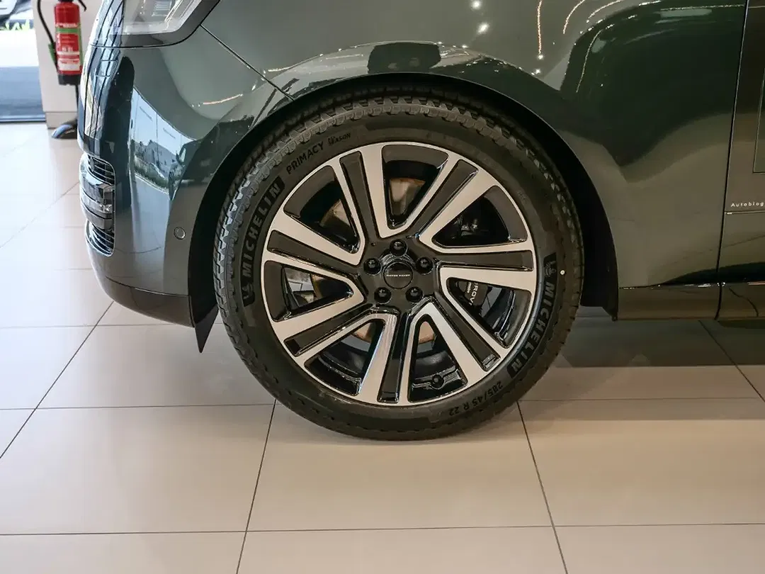 Land Rover Range Rover - Thumbnail 10