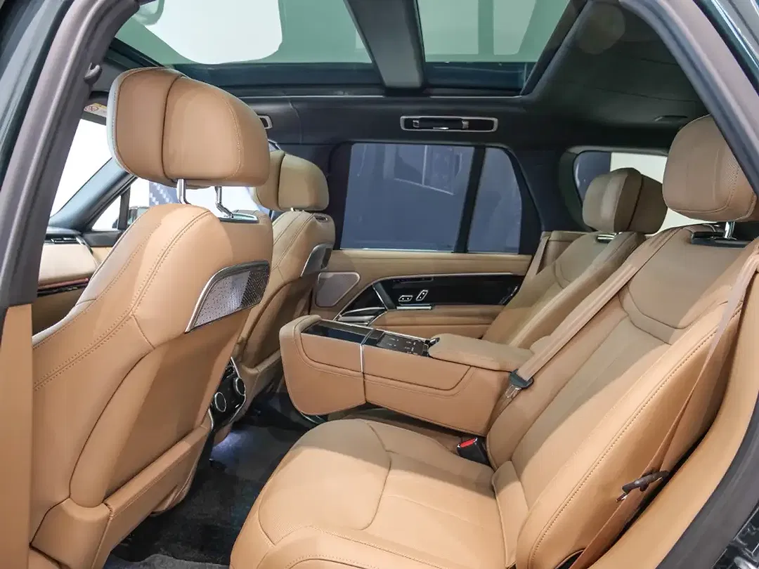 Land Rover Range Rover - Thumbnail 5
