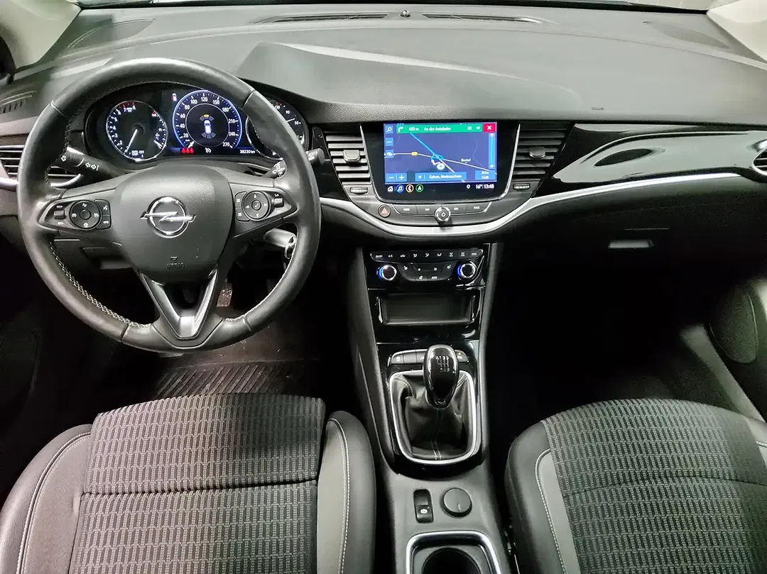 Opel Astra - Thumbnail 3