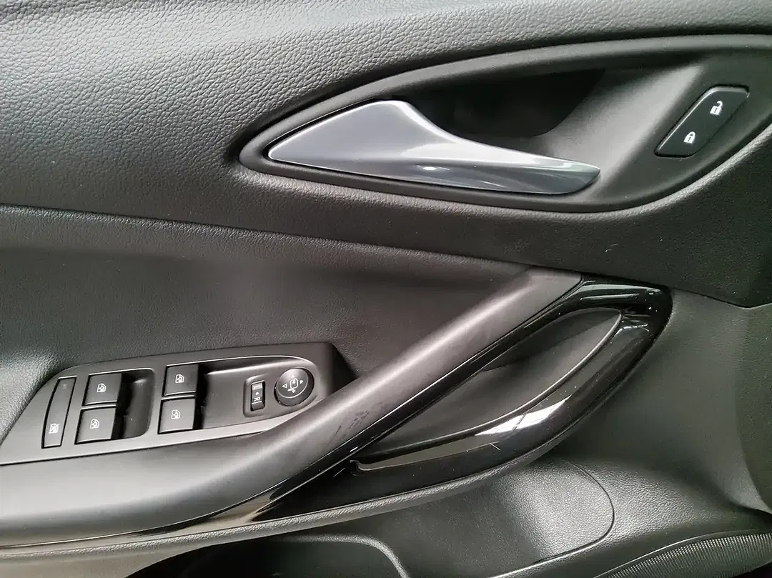 Opel Astra - Thumbnail 5