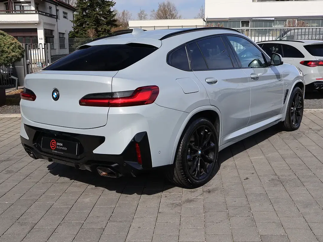 BMW X4 - Thumbnail 9