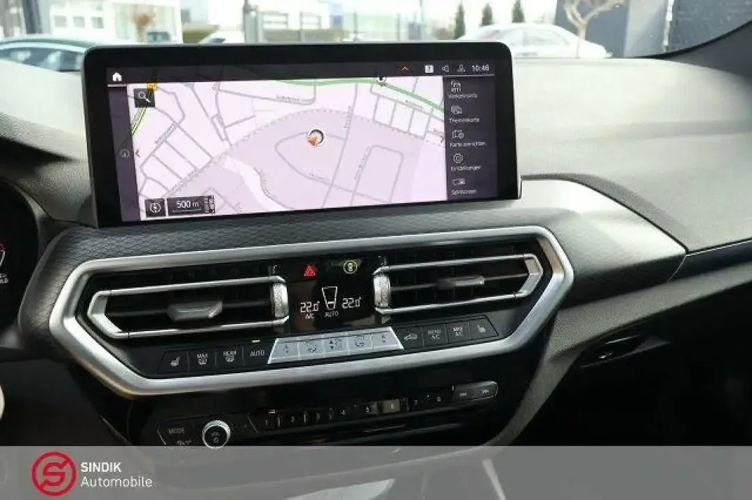 BMW X4 - Thumbnail 13
