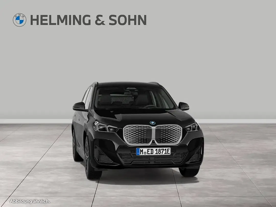 BMW iX1 - Thumbnail 12