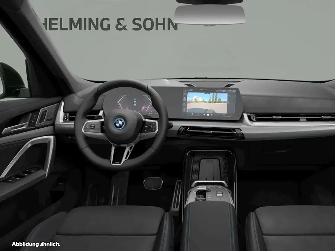 BMW iX1 - Thumbnail 6