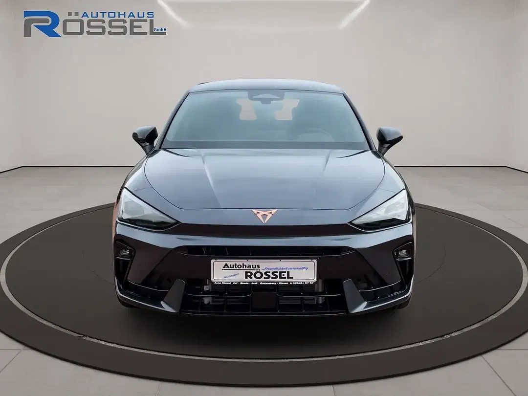 CUPRA Leon - Thumbnail 2