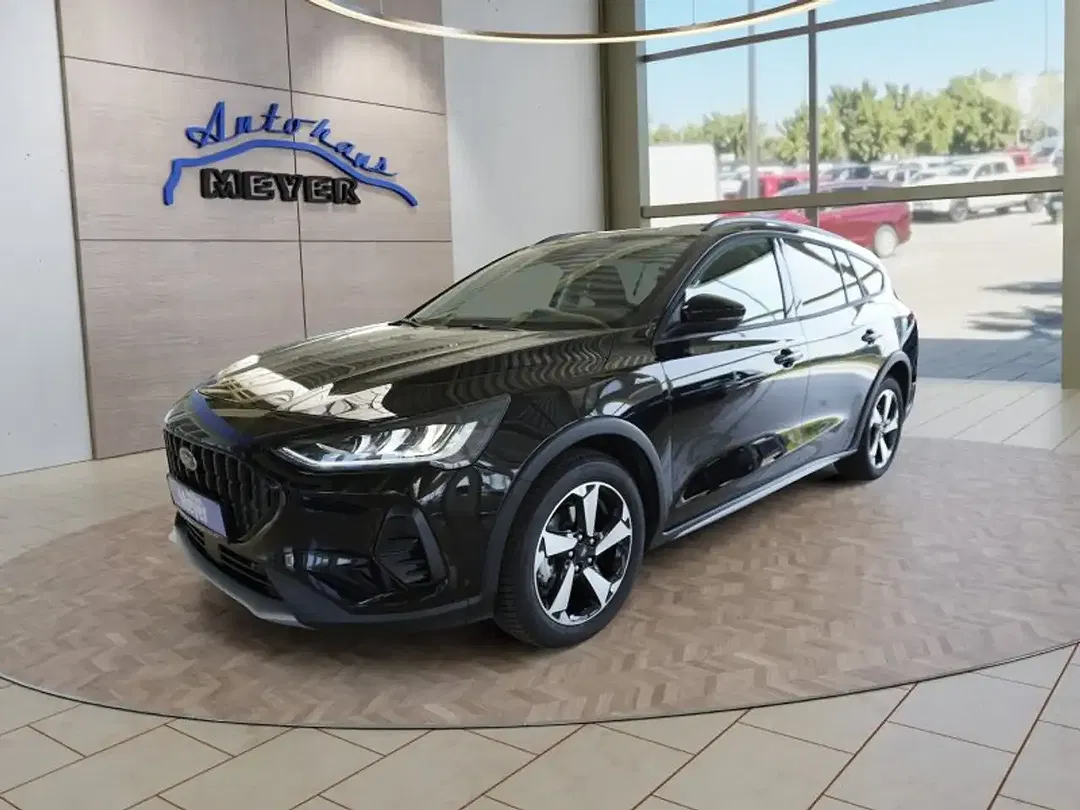 Ford Focus - Thumbnail 2