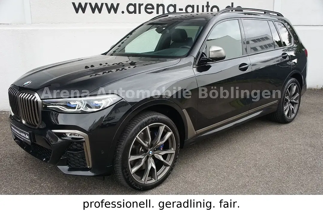 BMW X7 - Thumbnail 3