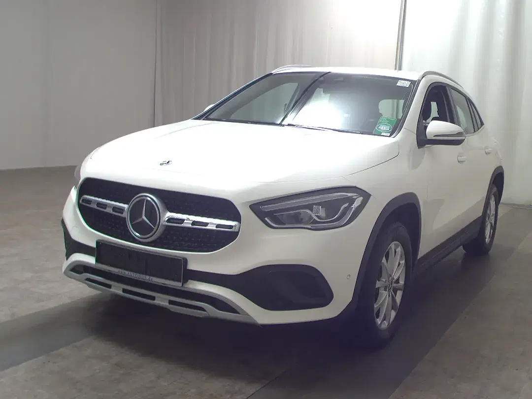 Mercedes-Benz GLA 250 - Thumbnail 3