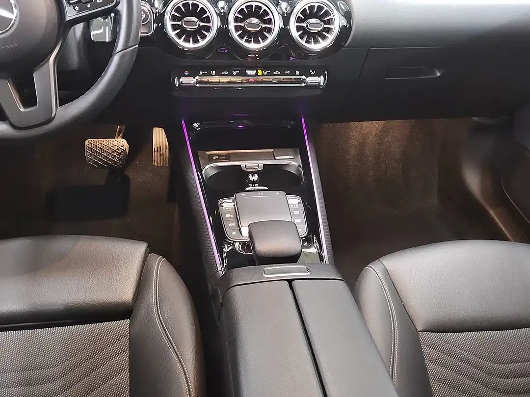 Mercedes-Benz GLA 250 - Thumbnail 7