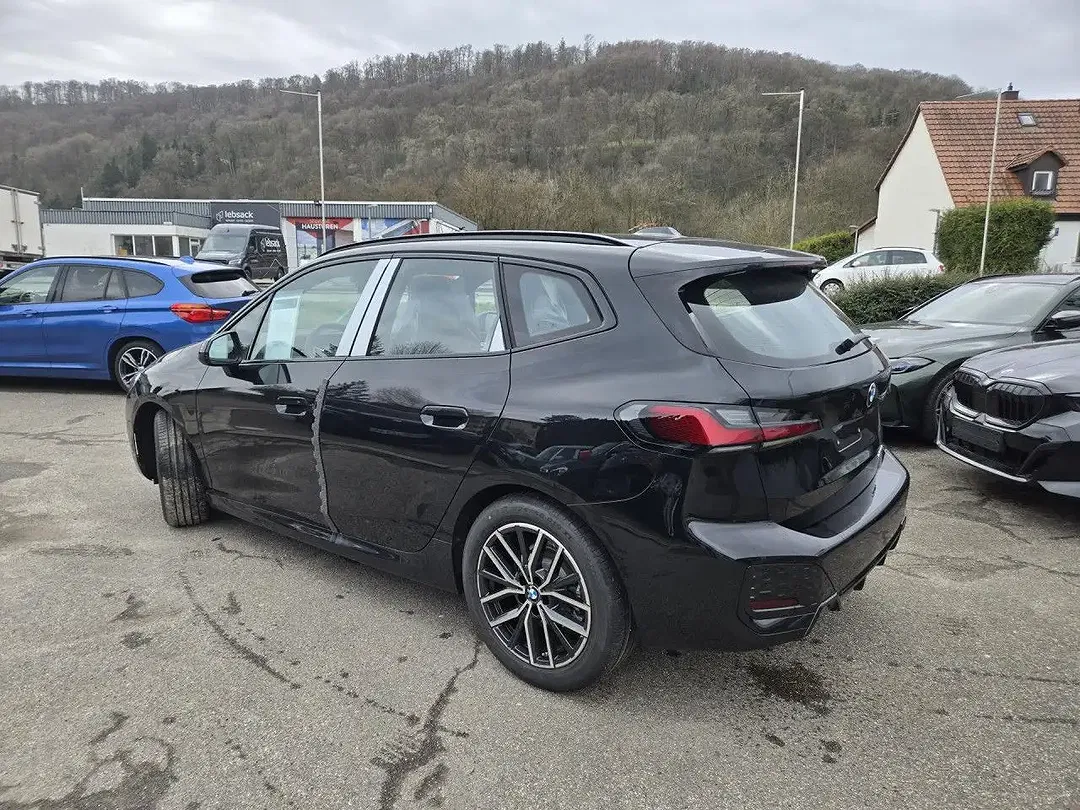 BMW 218 - Thumbnail 3