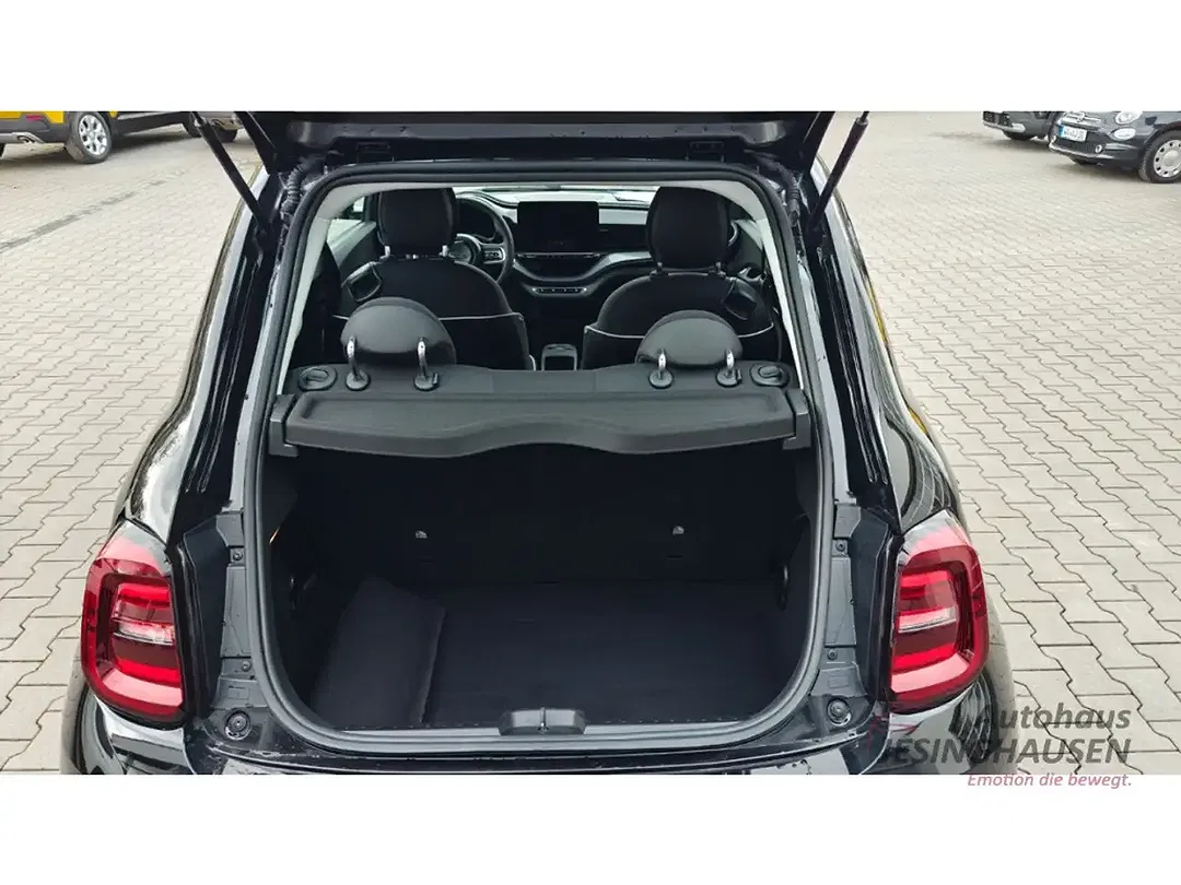 Fiat 500e - Thumbnail 11