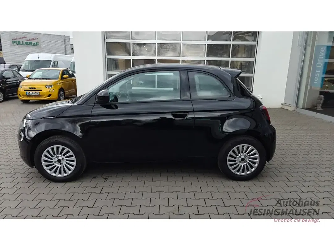 Fiat 500e - Thumbnail 13