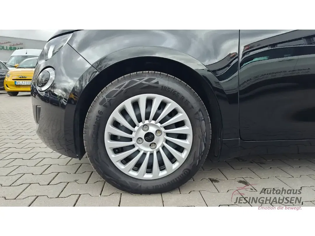 Fiat 500e - Thumbnail 14