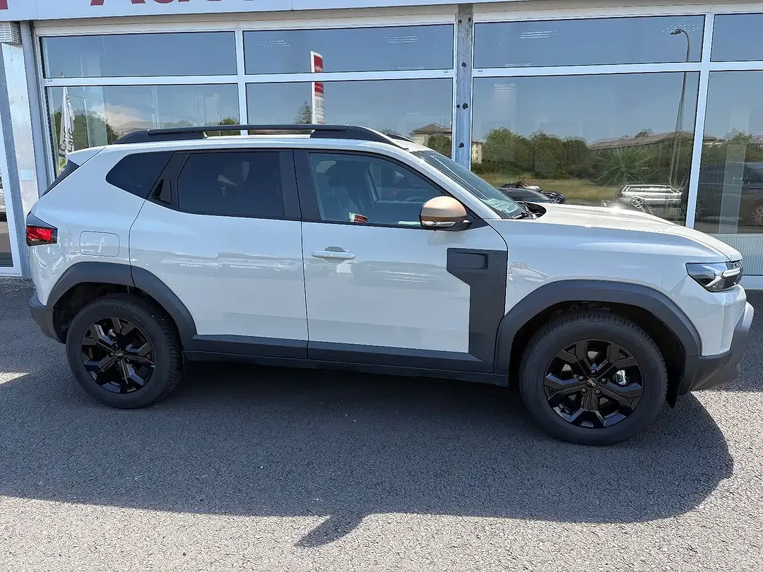 Dacia Duster - Thumbnail 5