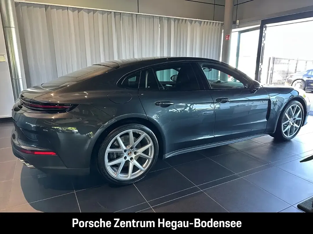 Porsche Panamera - Thumbnail 15