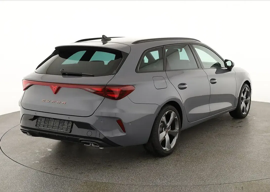 CUPRA Leon - Thumbnail 3