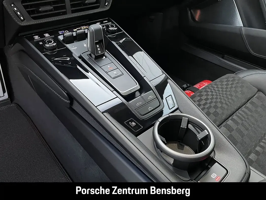 Porsche 911 - Thumbnail 14