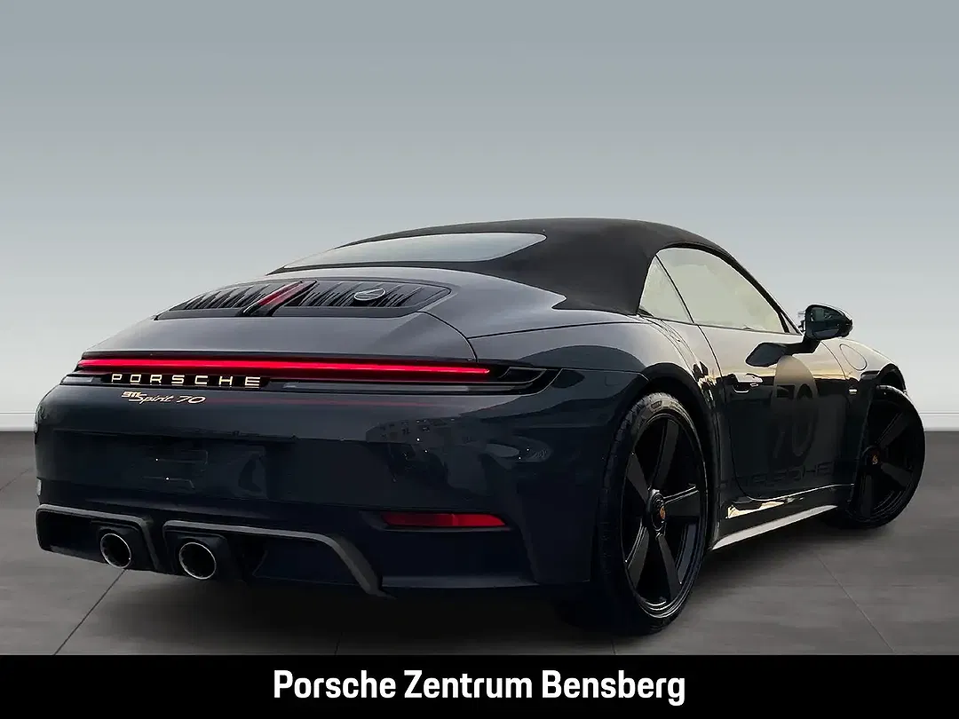 Porsche 911 - Thumbnail 4