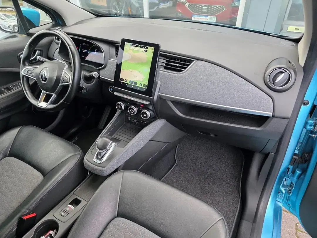 Renault ZOE - Thumbnail 10