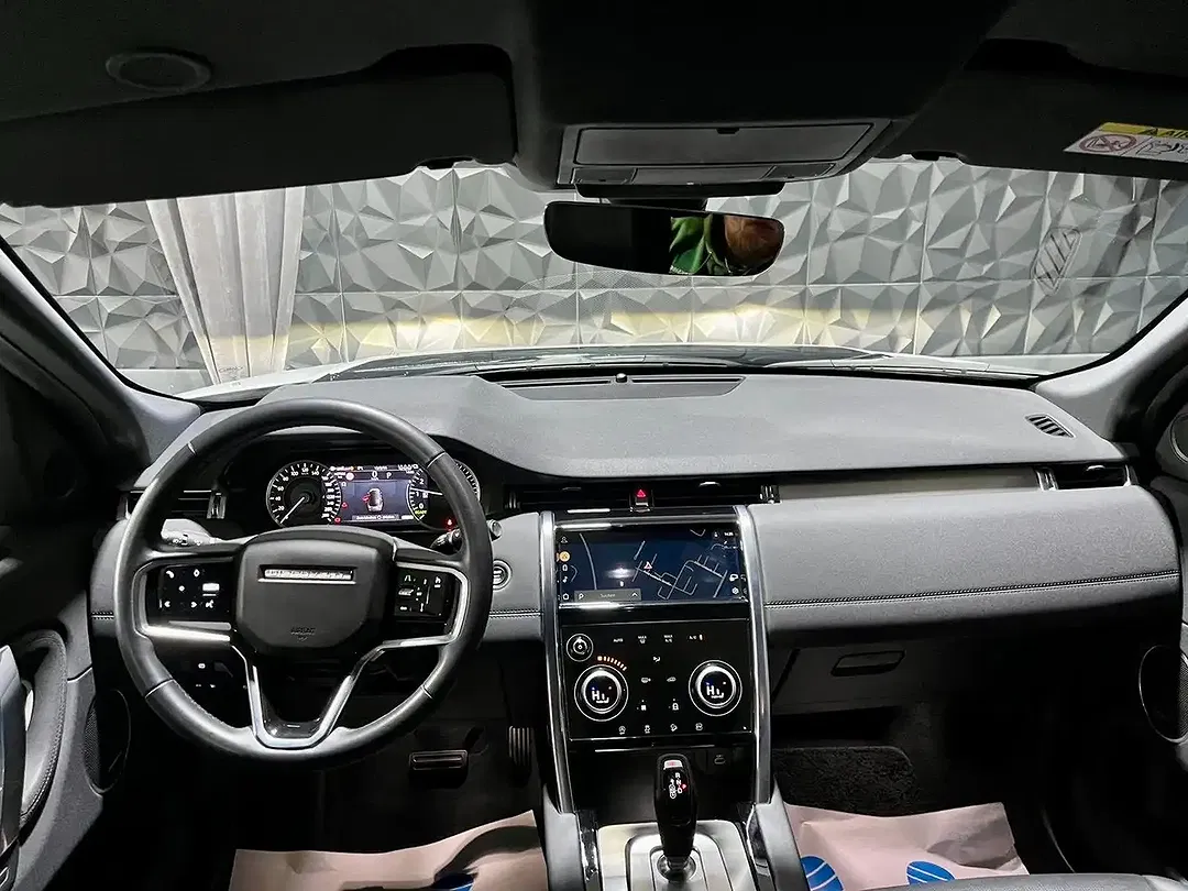 Land Rover Discovery Sport - Thumbnail 10