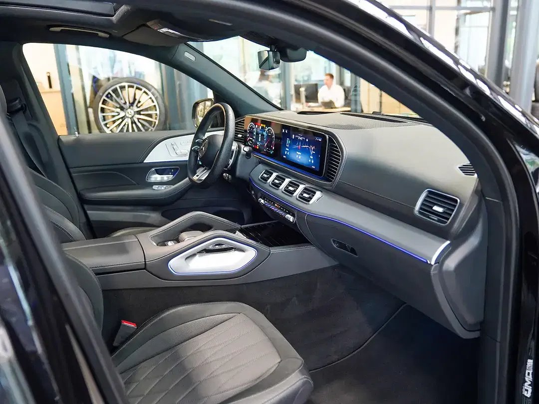 Mercedes-Benz GLS 63 AMG - Thumbnail 11