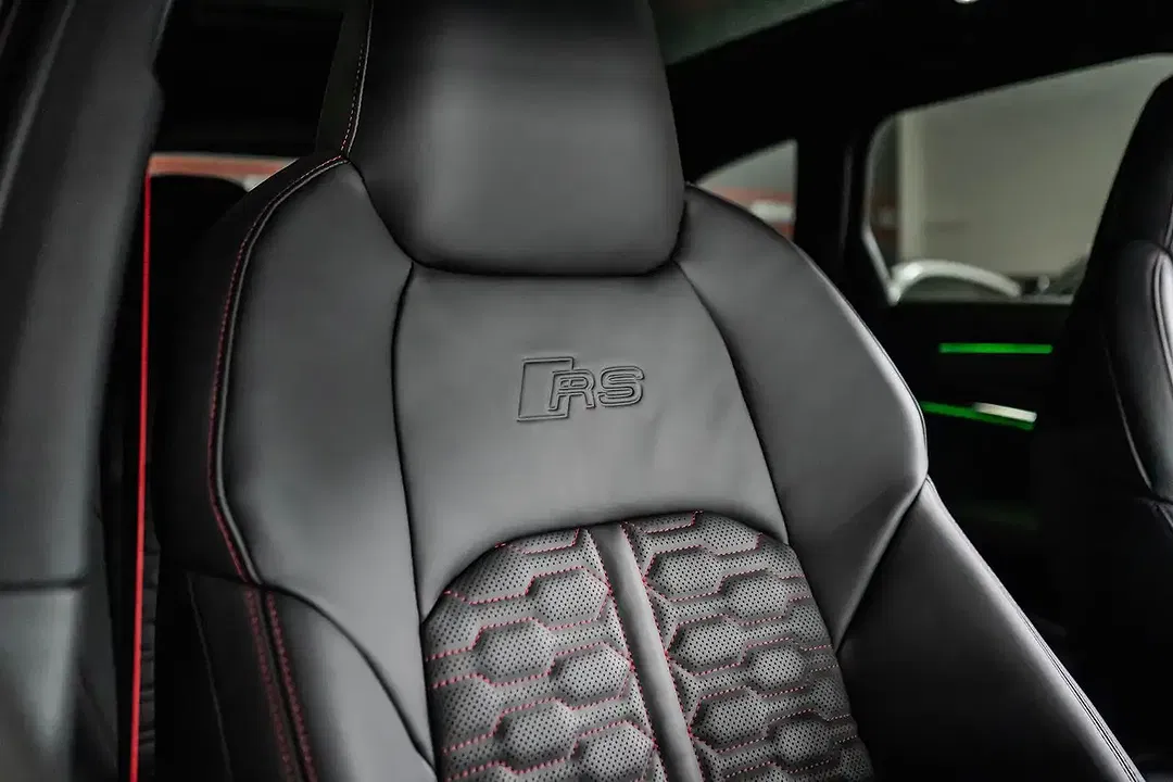 Audi RS6 - Thumbnail 20