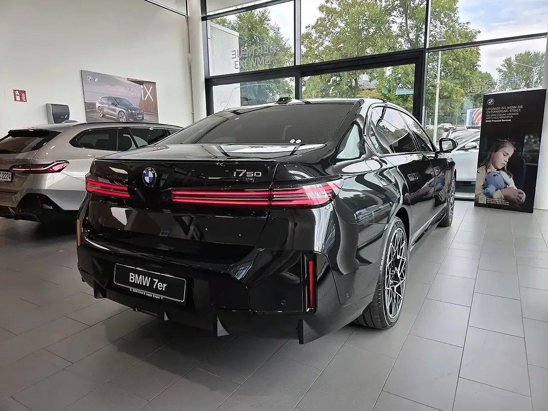 BMW i7 xDrive M Sport Pro Executive - foto 2