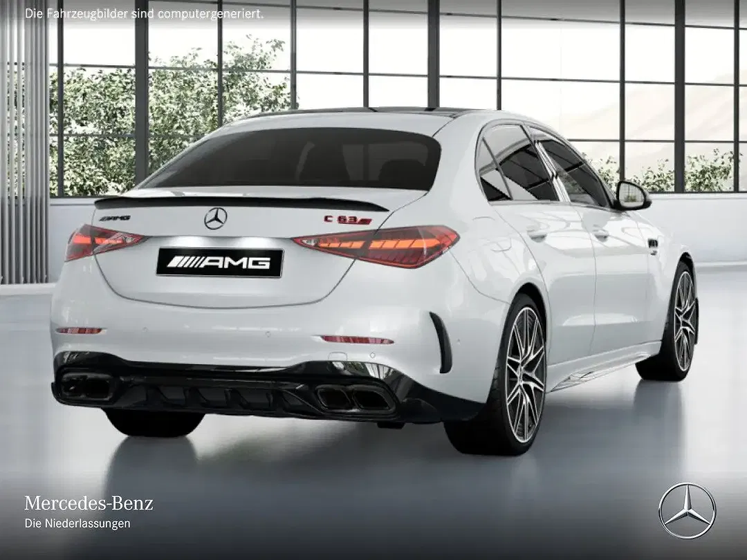 Mercedes-Benz C 63 AMG - Thumbnail 4