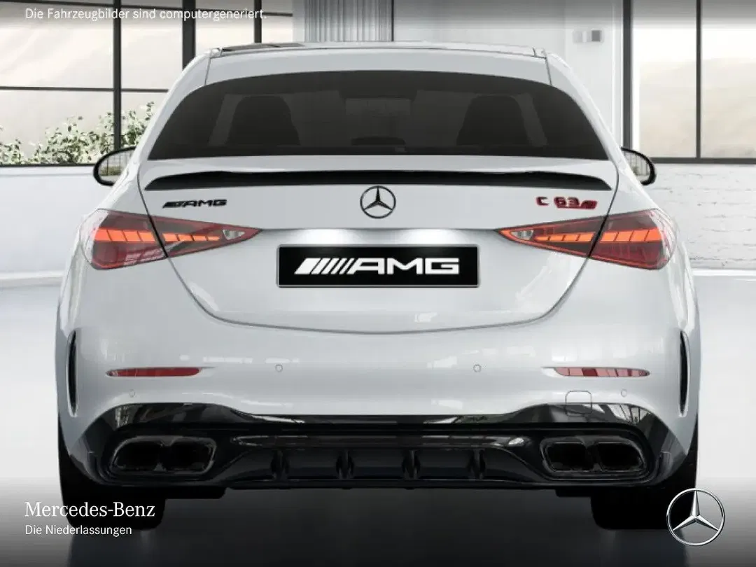 Mercedes-Benz C 63 AMG - Thumbnail 8
