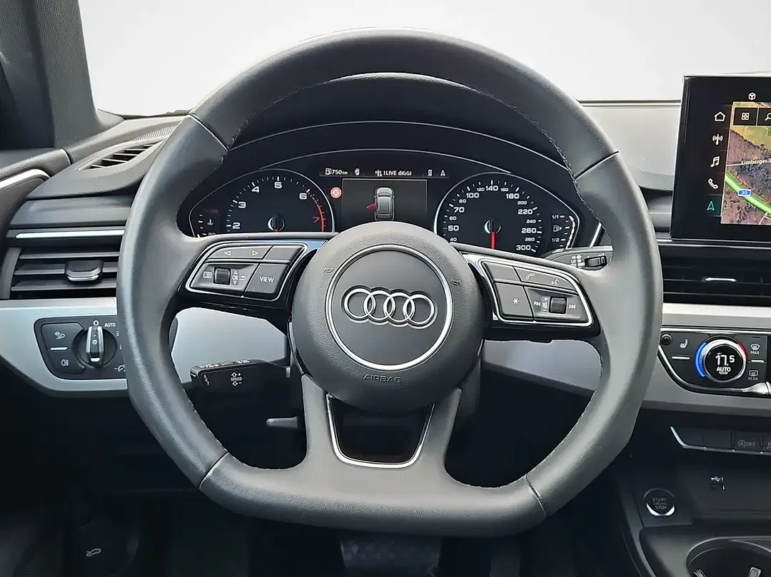 Audi A4 - Thumbnail 9