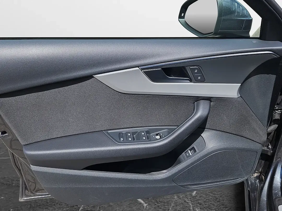 Audi A4 - Thumbnail 6