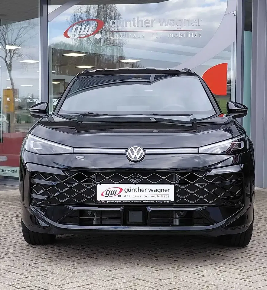 Volkswagen T-Roc 1.5 eTSI DSG R-Line - foto 1
