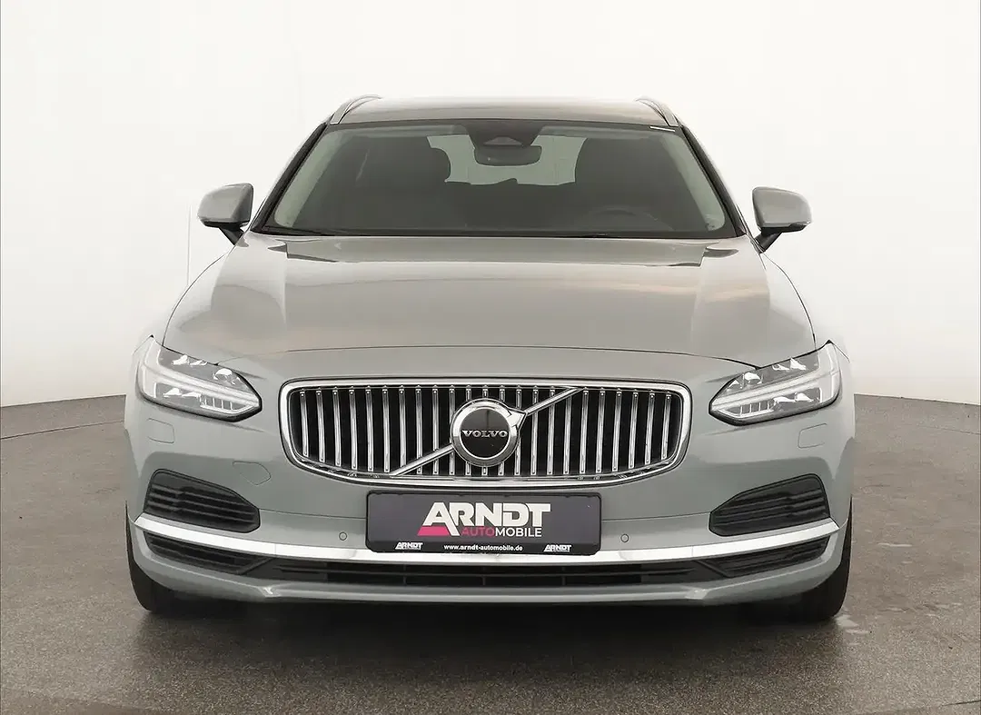 Volvo V90 - Thumbnail 3