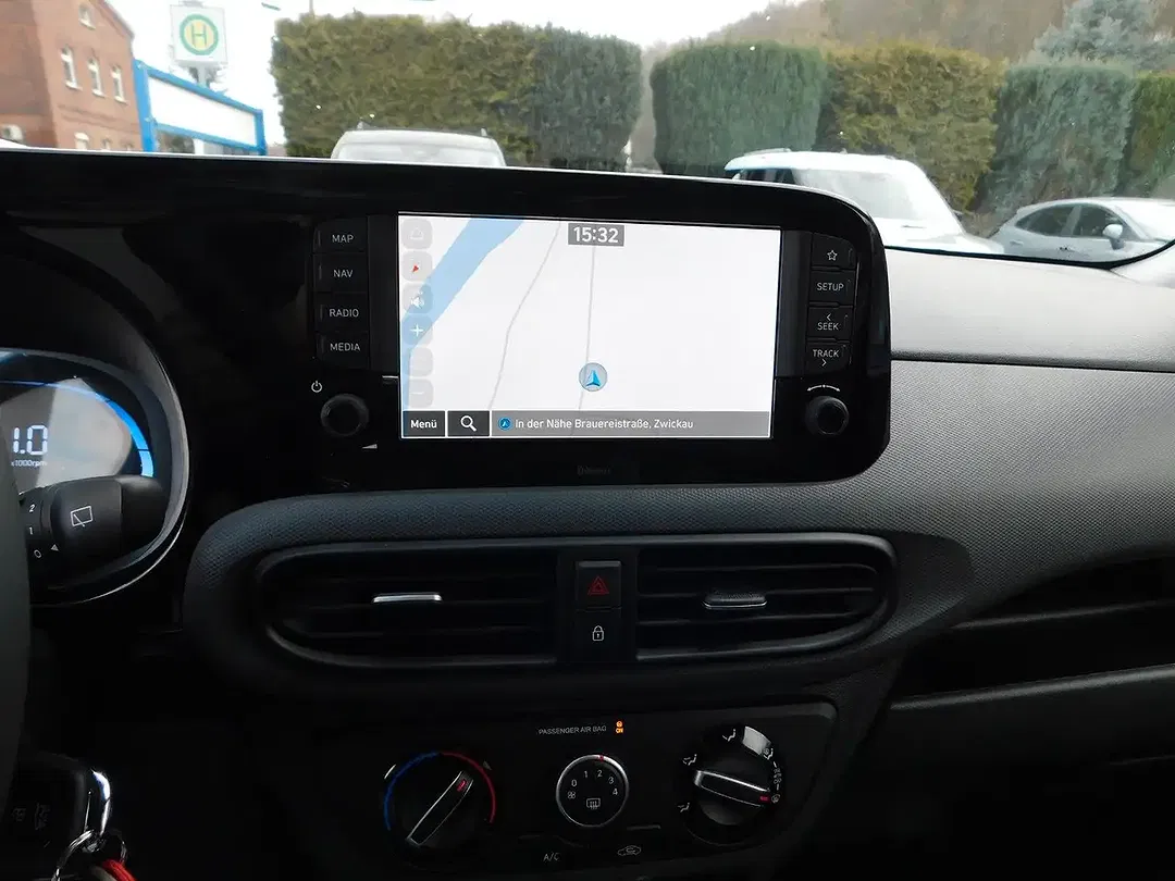 Hyundai i10 - Thumbnail 7