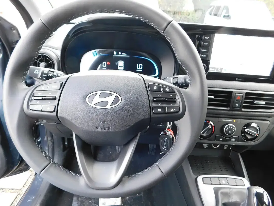 Hyundai i10 - Thumbnail 8