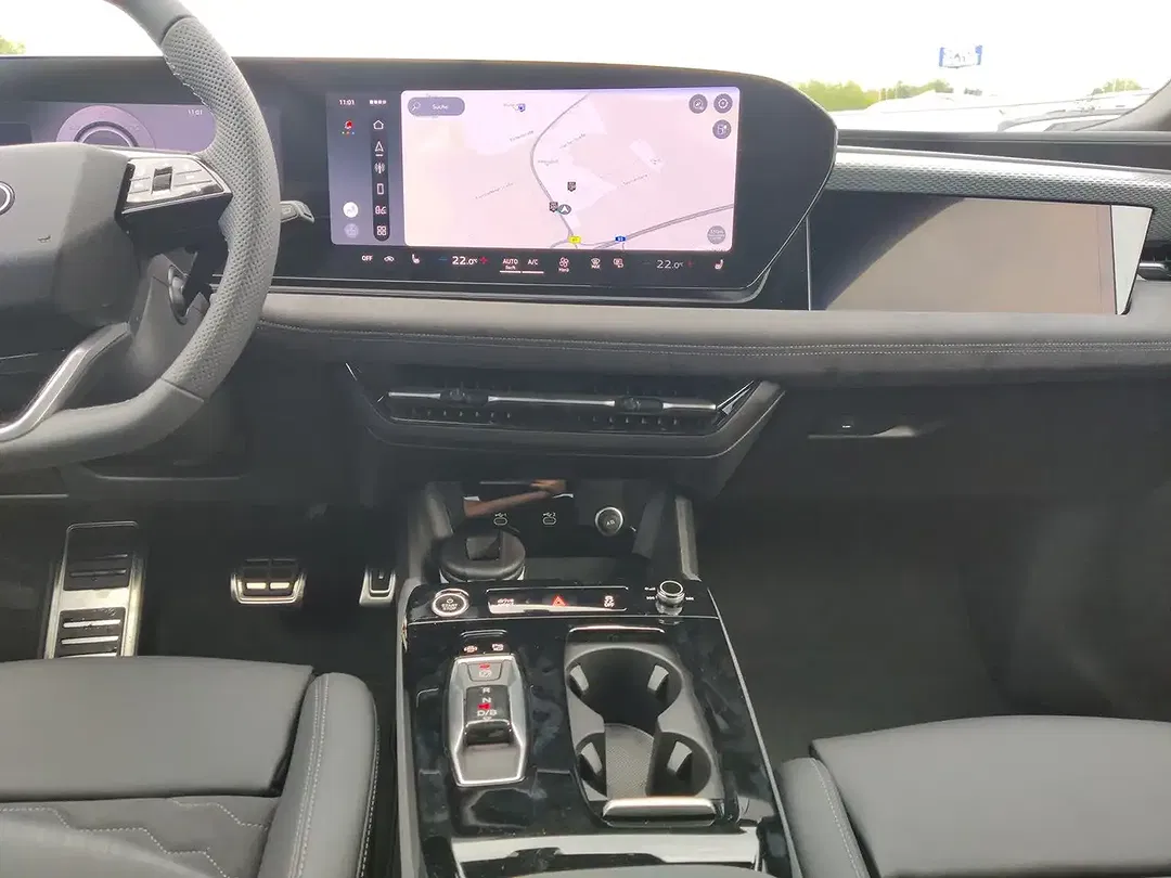 Audi A6 e-tron Avant S line - foto 14