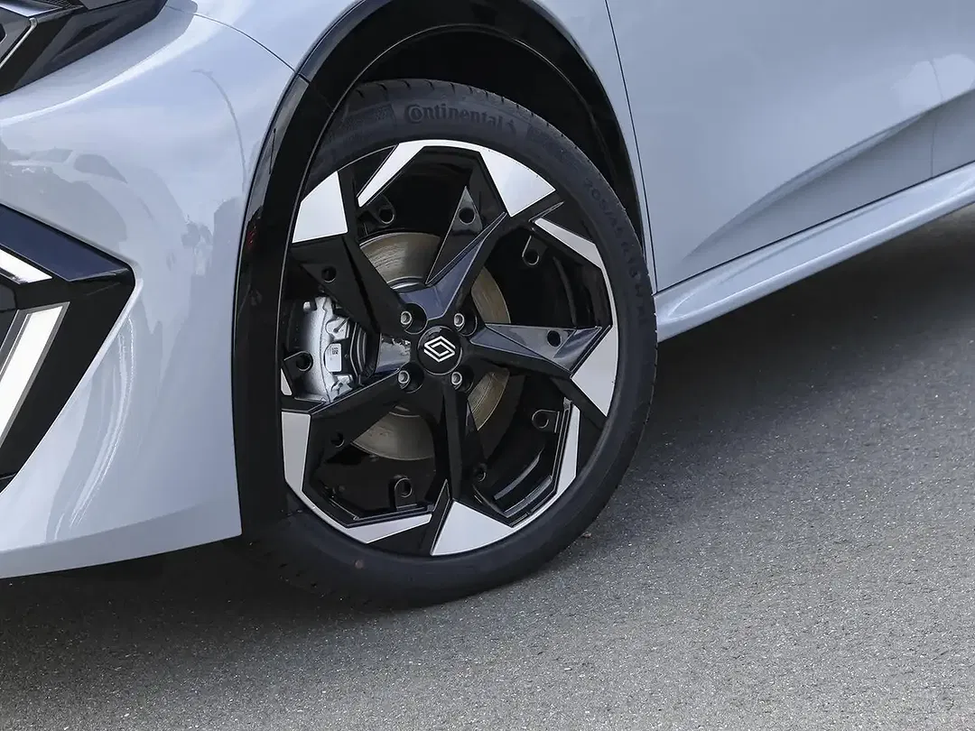 Renault Clio - Thumbnail 10