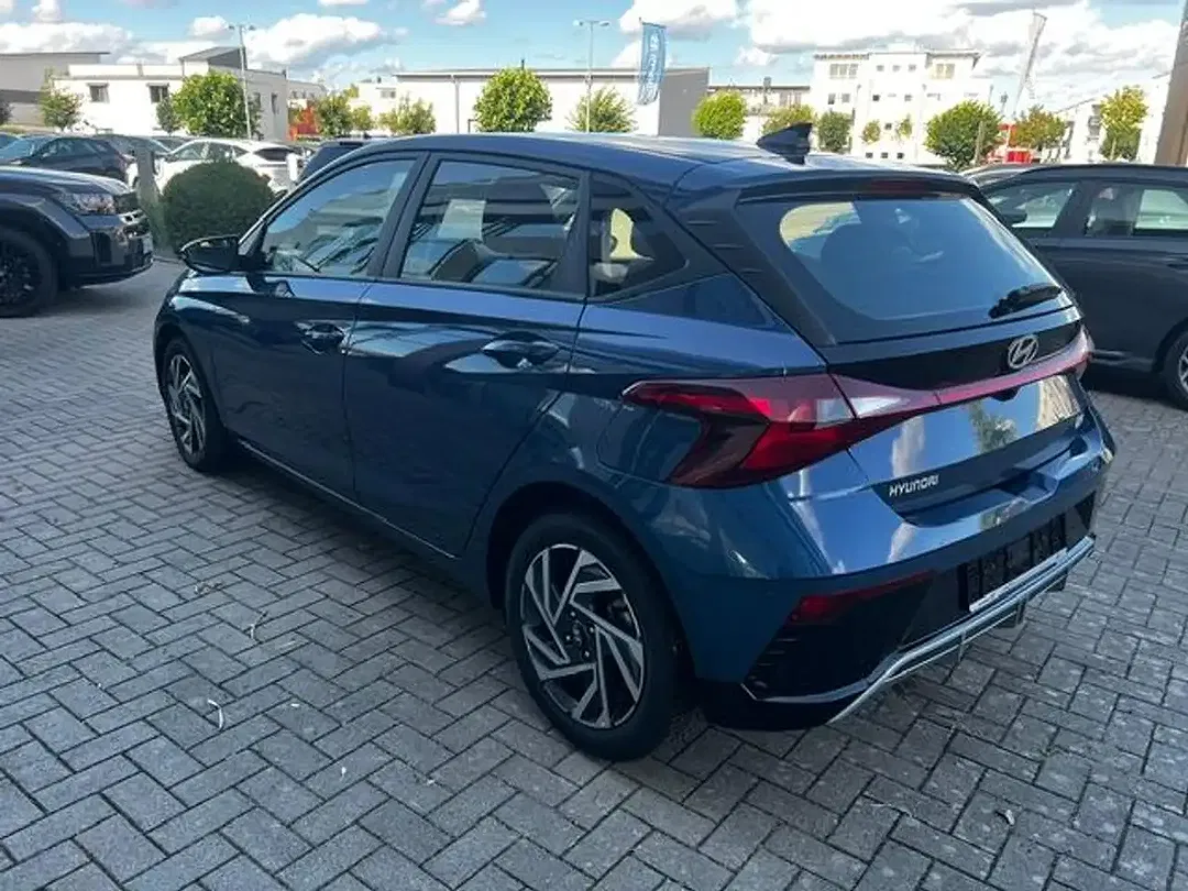 Hyundai i20 - Thumbnail 4